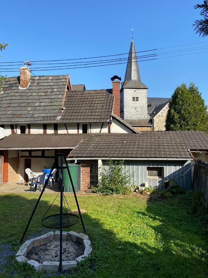 300 Jahre Altes Renoviertes Fachwerkhaus Villa Peterslahr Exteriör bild