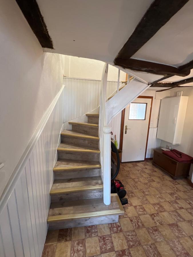 300 Jahre Altes Renoviertes Fachwerkhaus Villa Peterslahr Exteriör bild